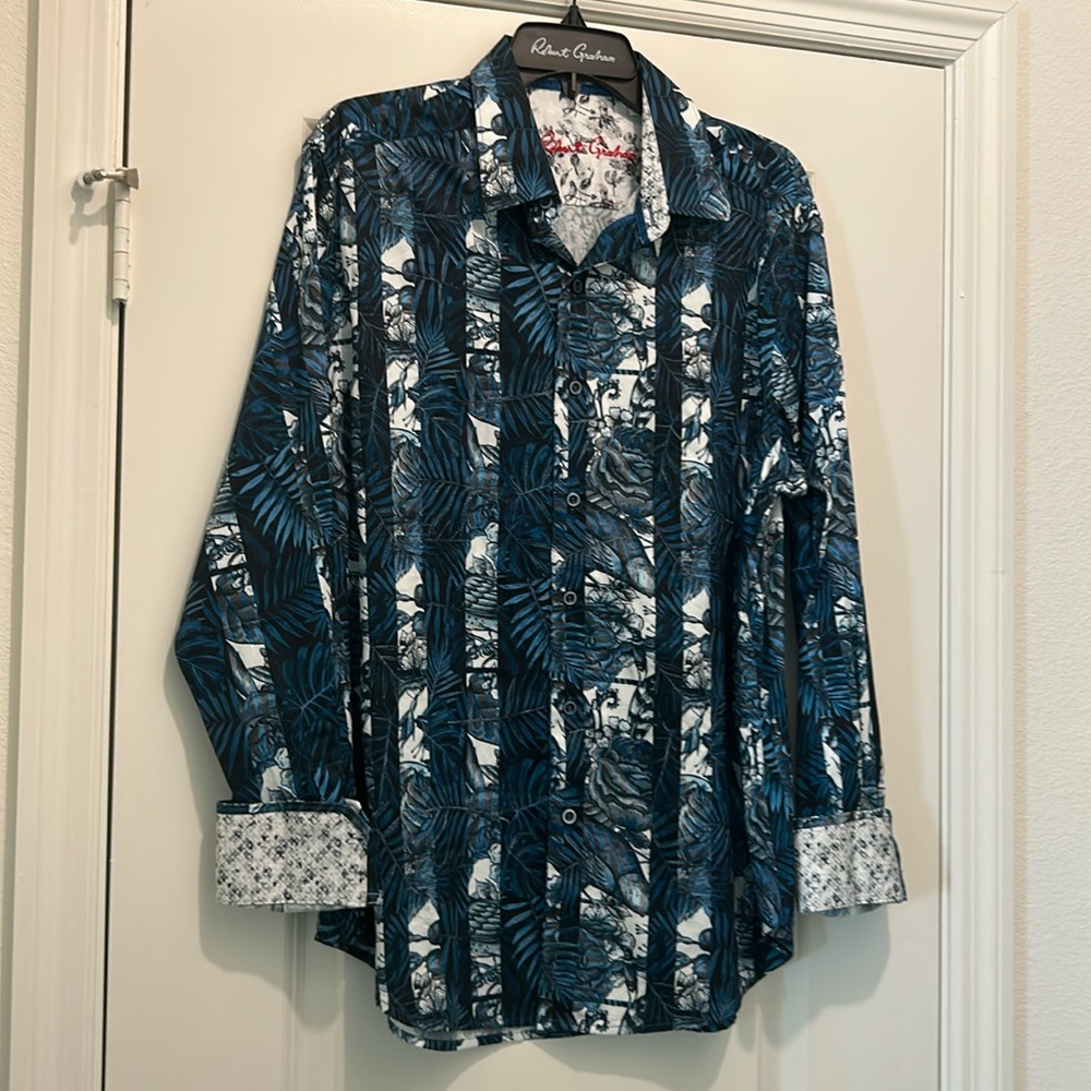 Robert Graham size large, embroidered on the front!